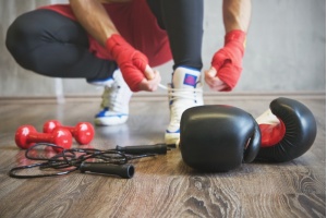 boxer-man-preparing-for-training-sport-accessorie-2021-08-26-15-59-28-utc